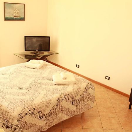 ヴェローナResidenza Caprera Di Viviani - Loc-02522アパートメント エクステリア 写真