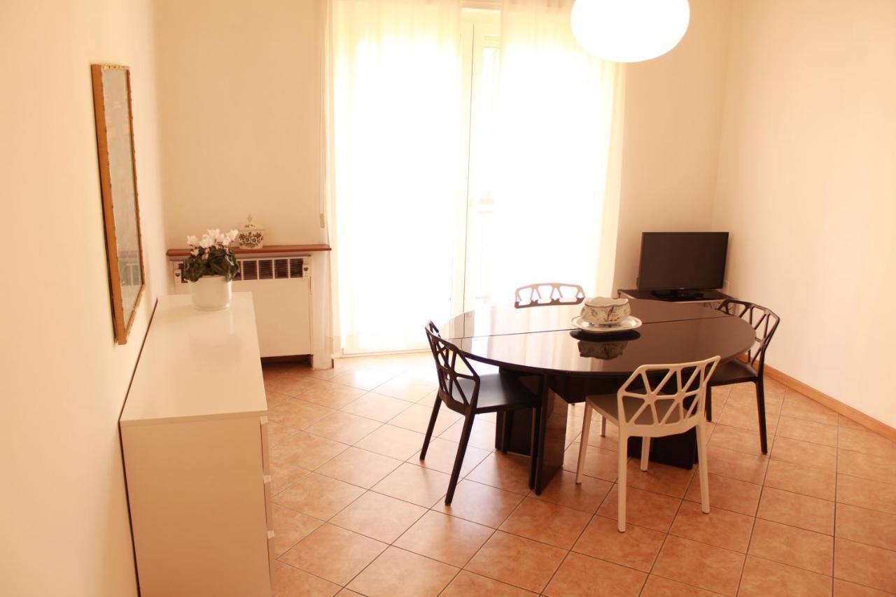 ヴェローナResidenza Caprera Di Viviani - Loc-02522アパートメント エクステリア 写真