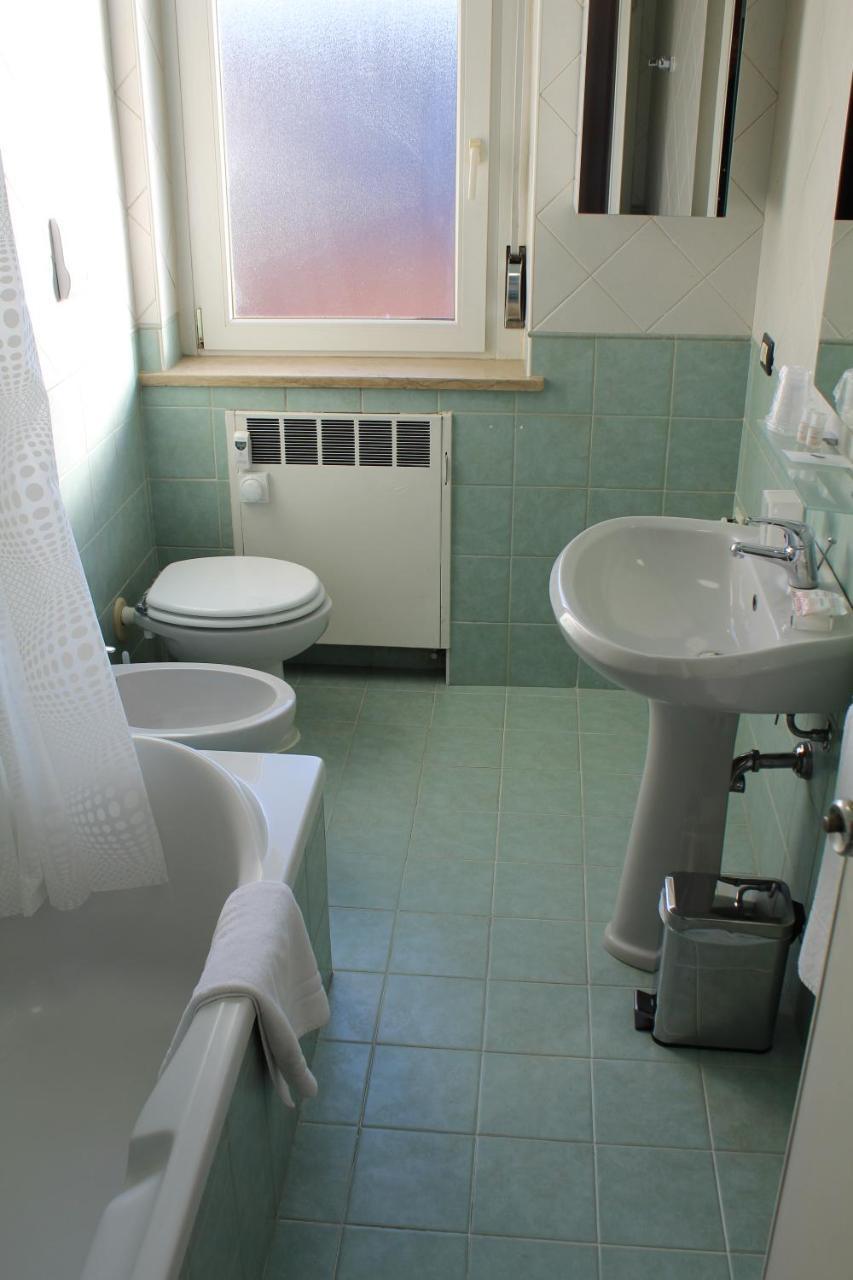 ヴェローナResidenza Caprera Di Viviani - Loc-02522アパートメント エクステリア 写真